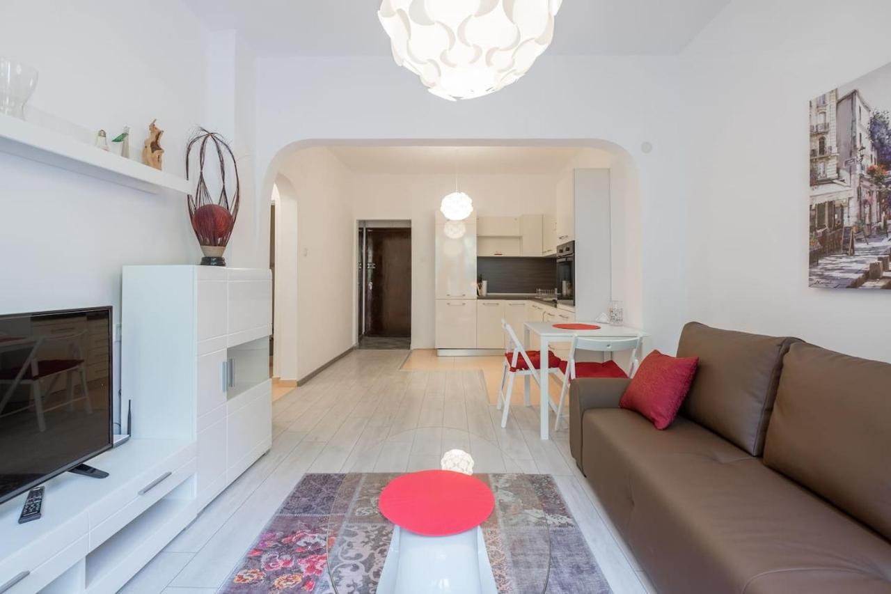 Your Perfect Place To Stay On Vitosha Str Apt София Экстерьер фото